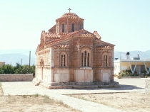 Malý byzantský kostelík nedaleko Mykén.